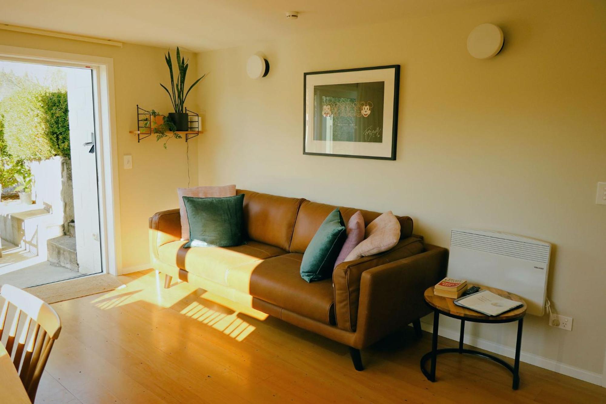 Kowhai - Private Opposite Golf Course * Wanaka