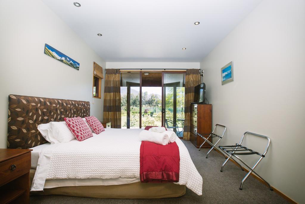 Berry Farm And 4* Wanaka