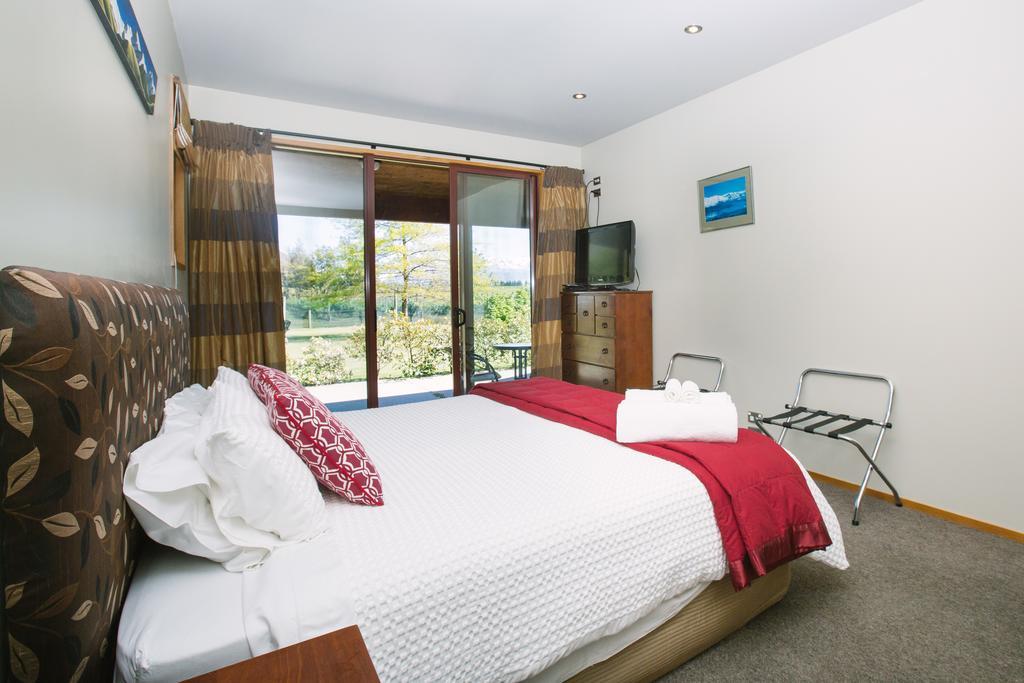 Berry Farm And Wanaka