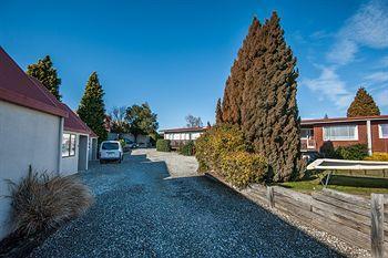 Manuka Crescent
