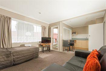 Manuka Crescent 3* Wanaka