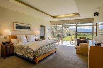Whare Kea And Holiday home Wanaka