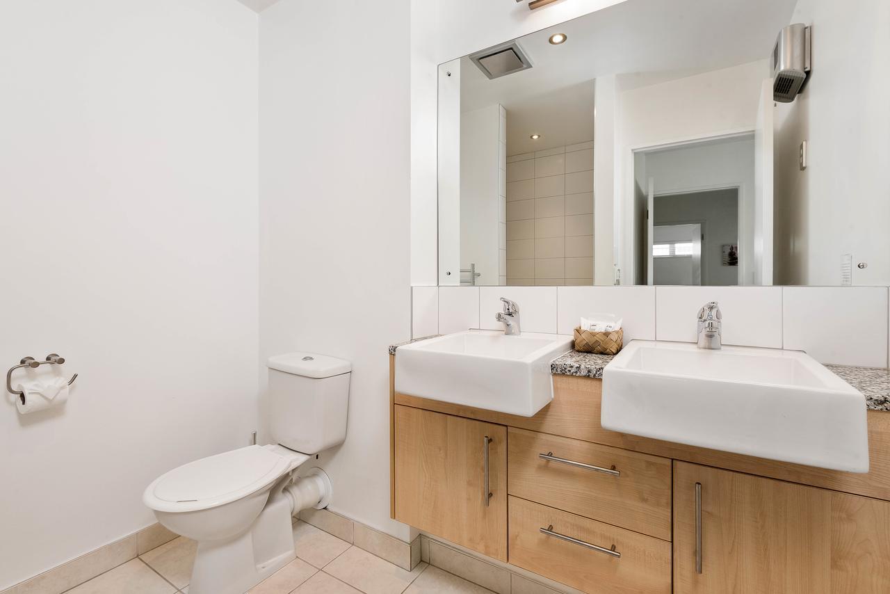 Deluxe Apartment *