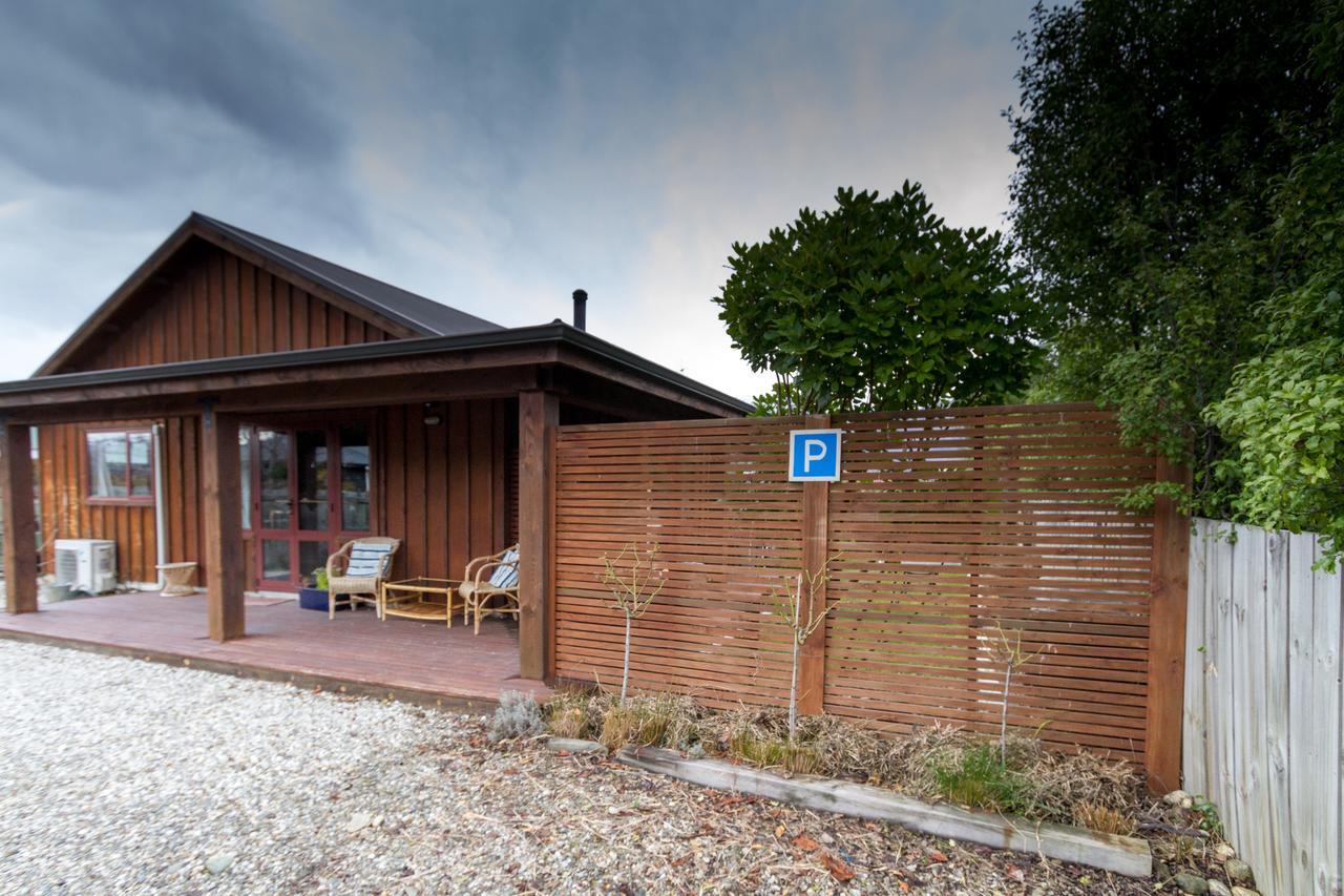 Cosy Contemporary Hideaway Bed & Breakfast 3*
