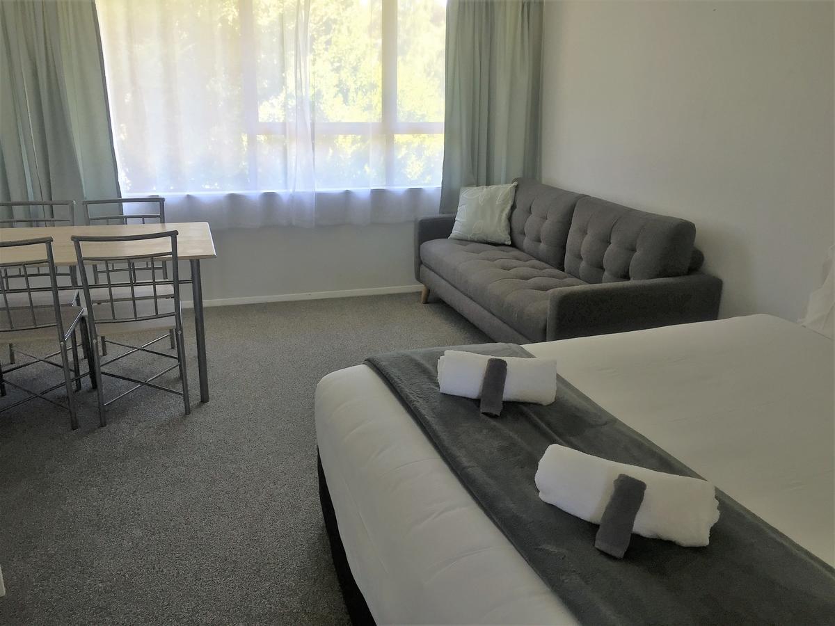 Fairway & Motel 4*
