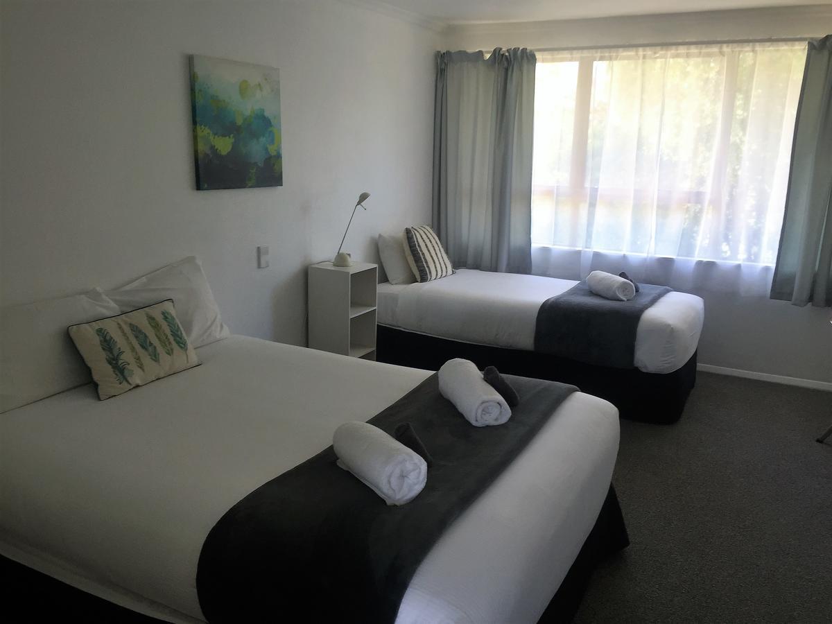 Fairway & Motel 4*