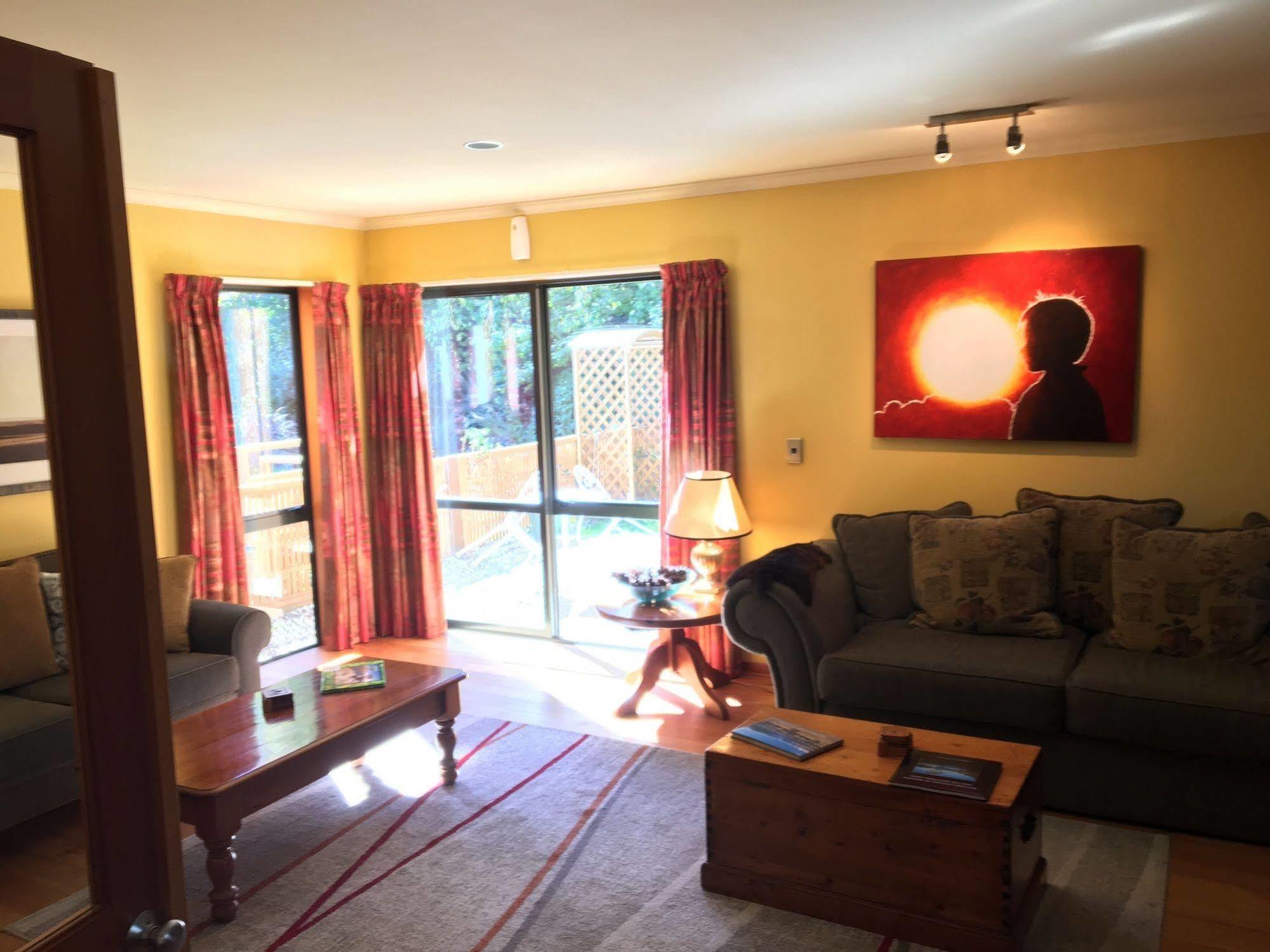 Bed & Breakfast Springs 4*