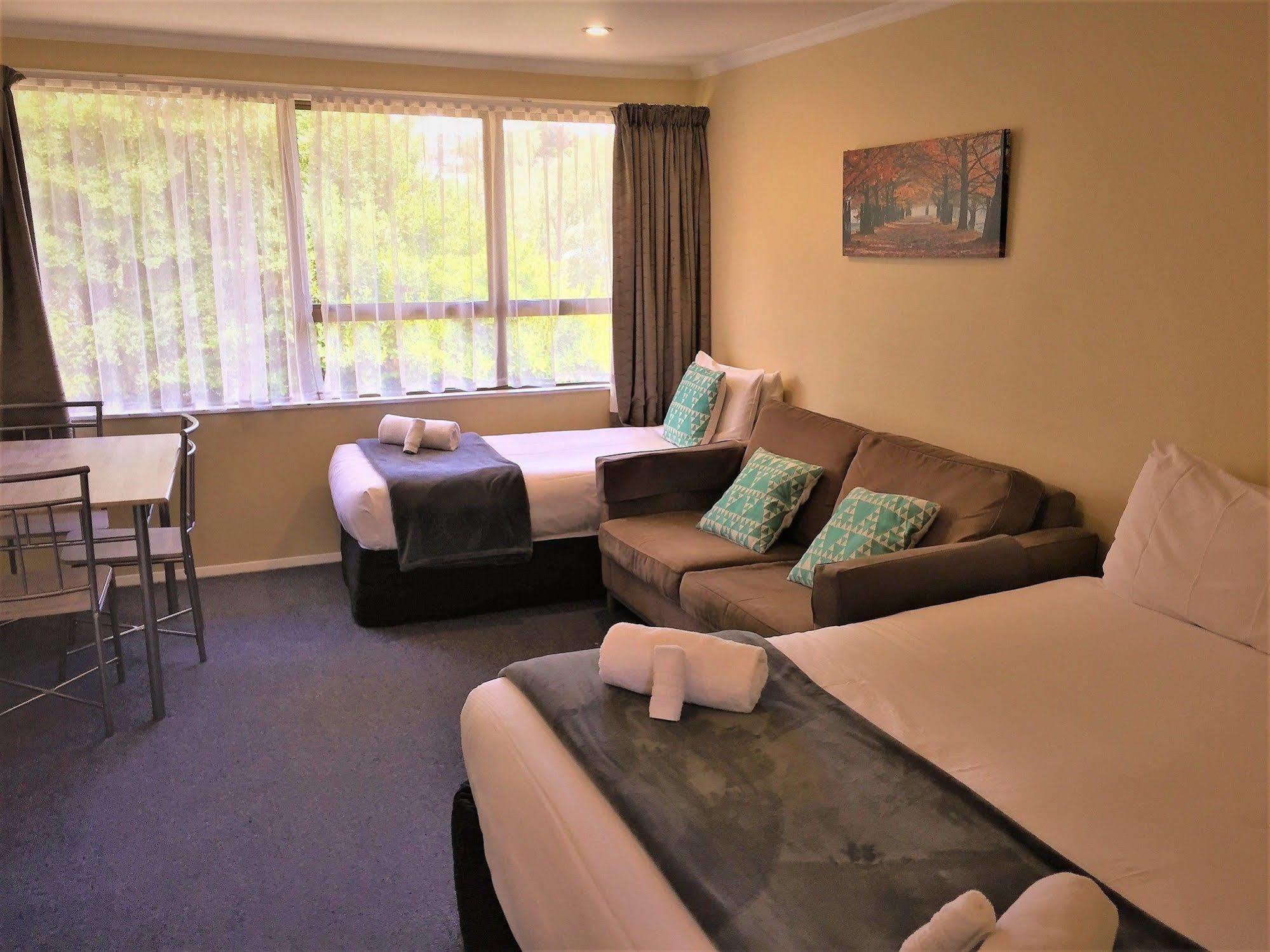 Fairway & 4* Wanaka