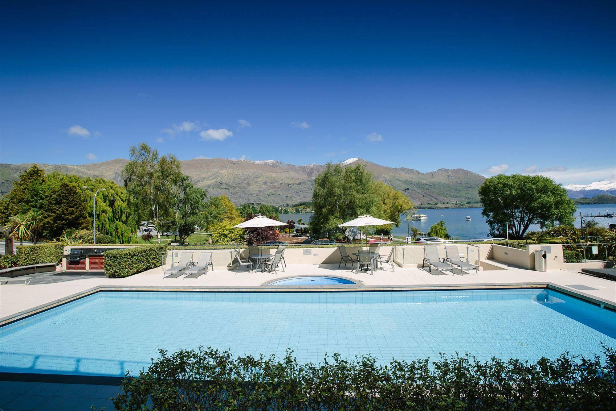 Aparthotel Lakeside 5*