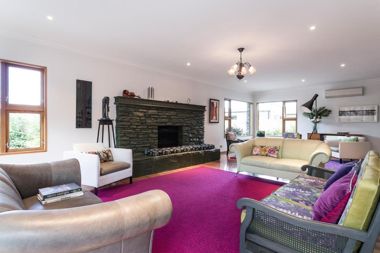 Two Stories Guest house Wanaka