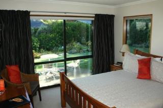 Bed & Breakfast Springs 4*