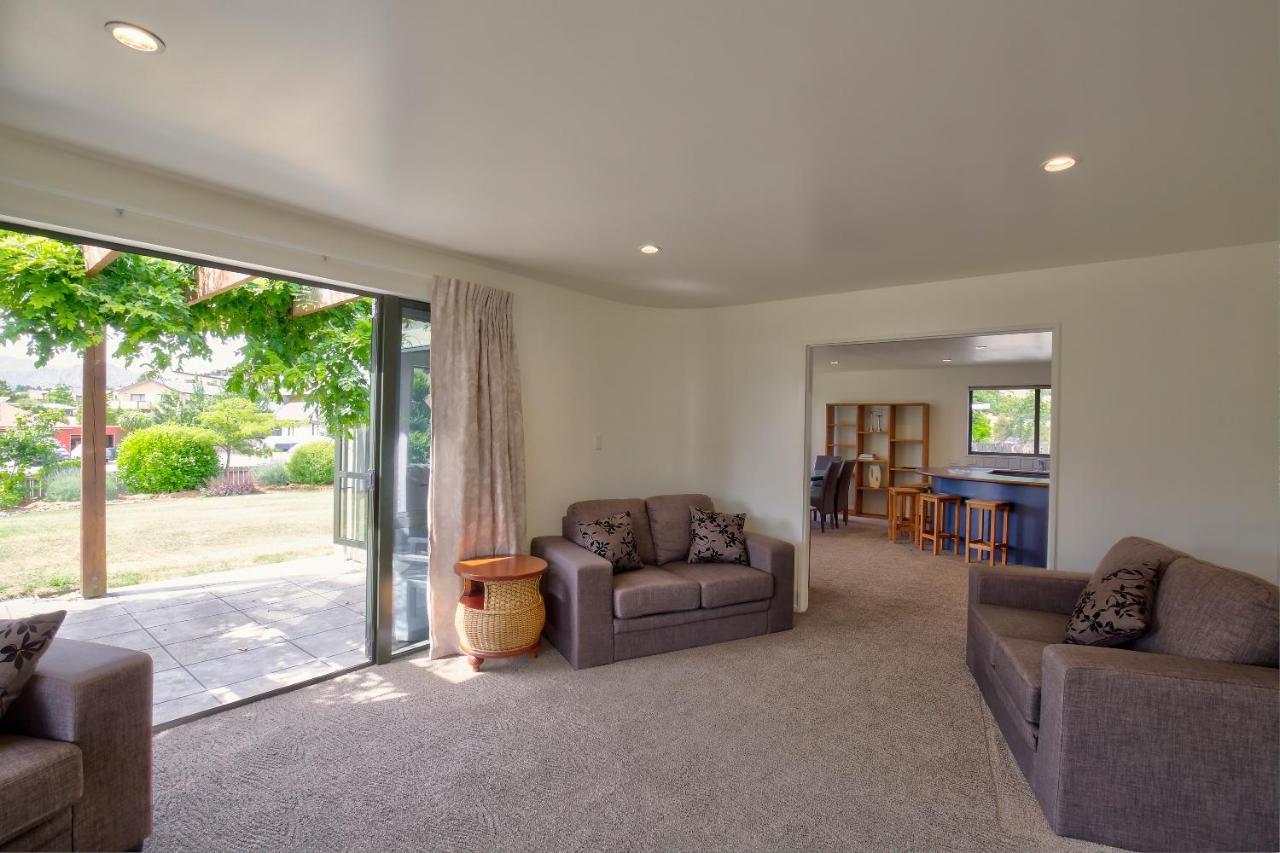 Holiday home Allenby Place Wanaka