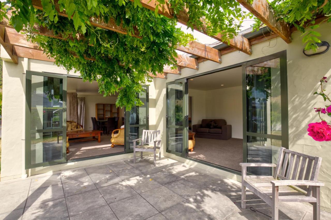 Holiday home Allenby Place Wanaka