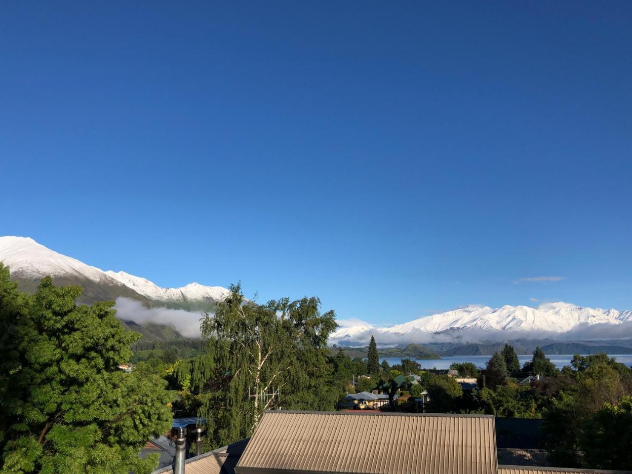 Walk To Town, & Mountain Views *