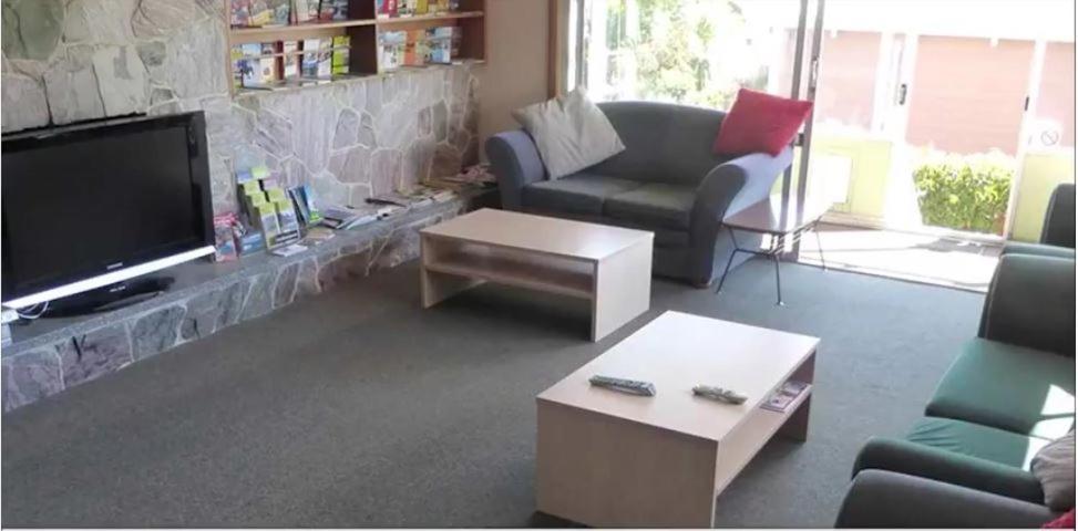 Holly's Backpackers Wanaka