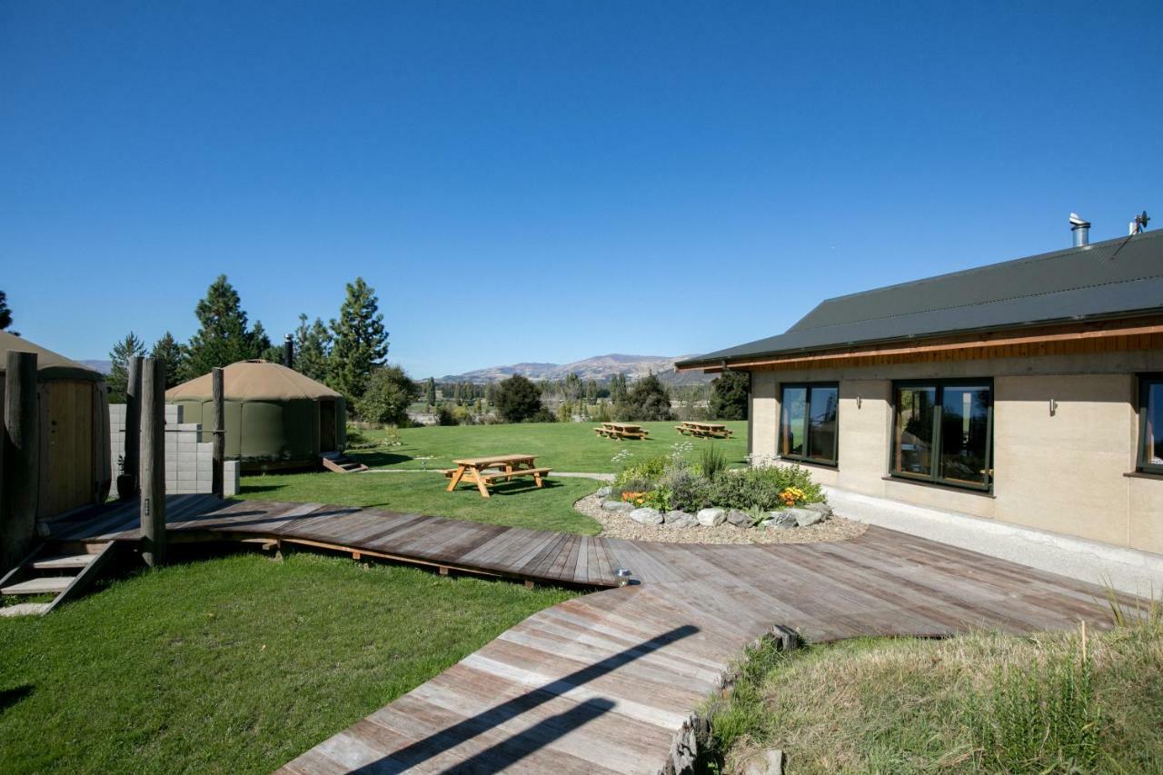Lodge Oasis Yurt Lodge Wanaka