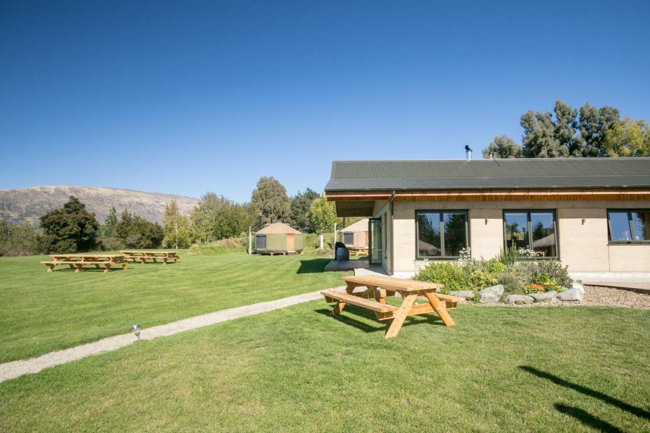 Oasis Yurt Lodge Lodge Wanaka