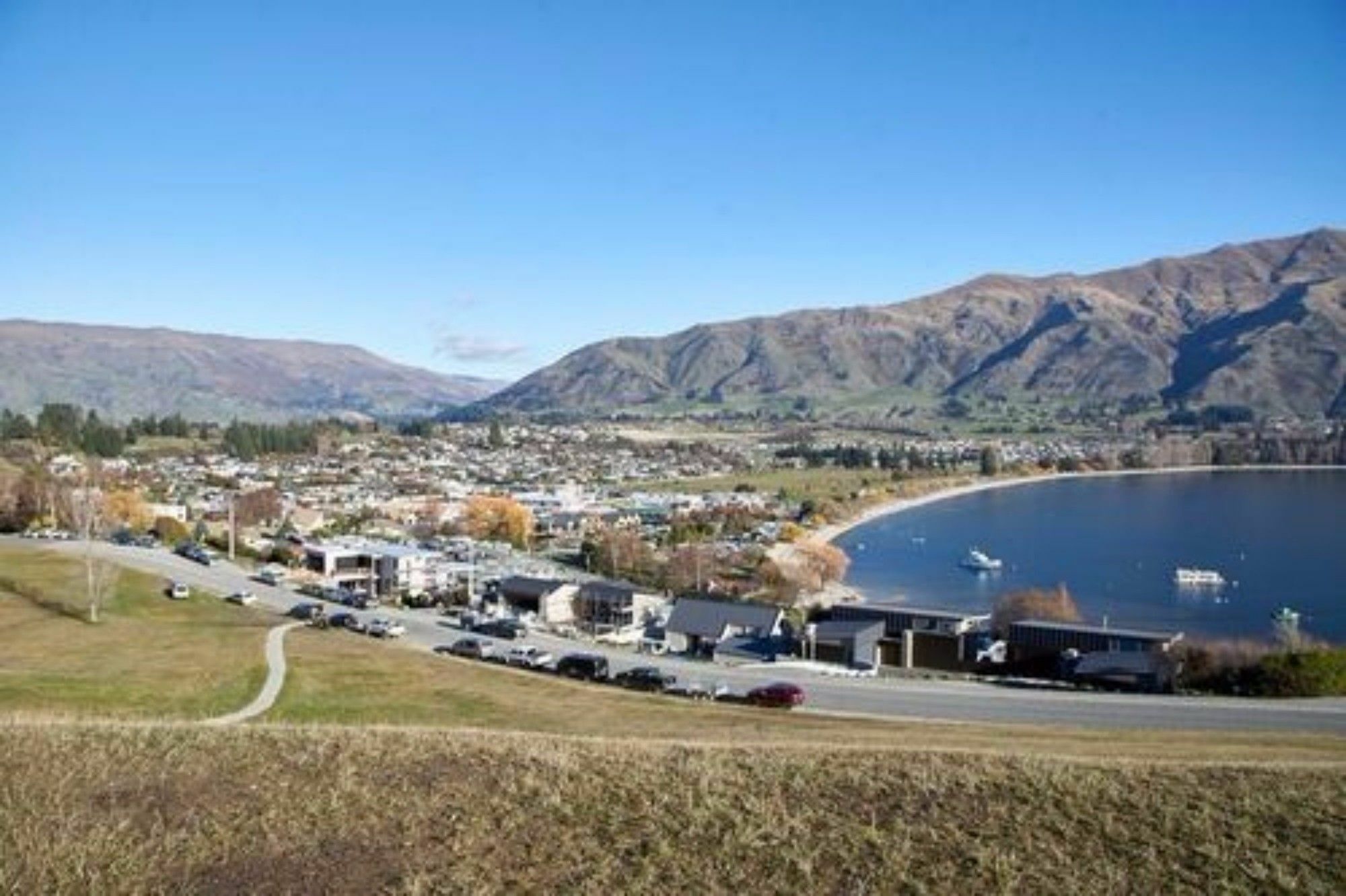 Base * Wanaka