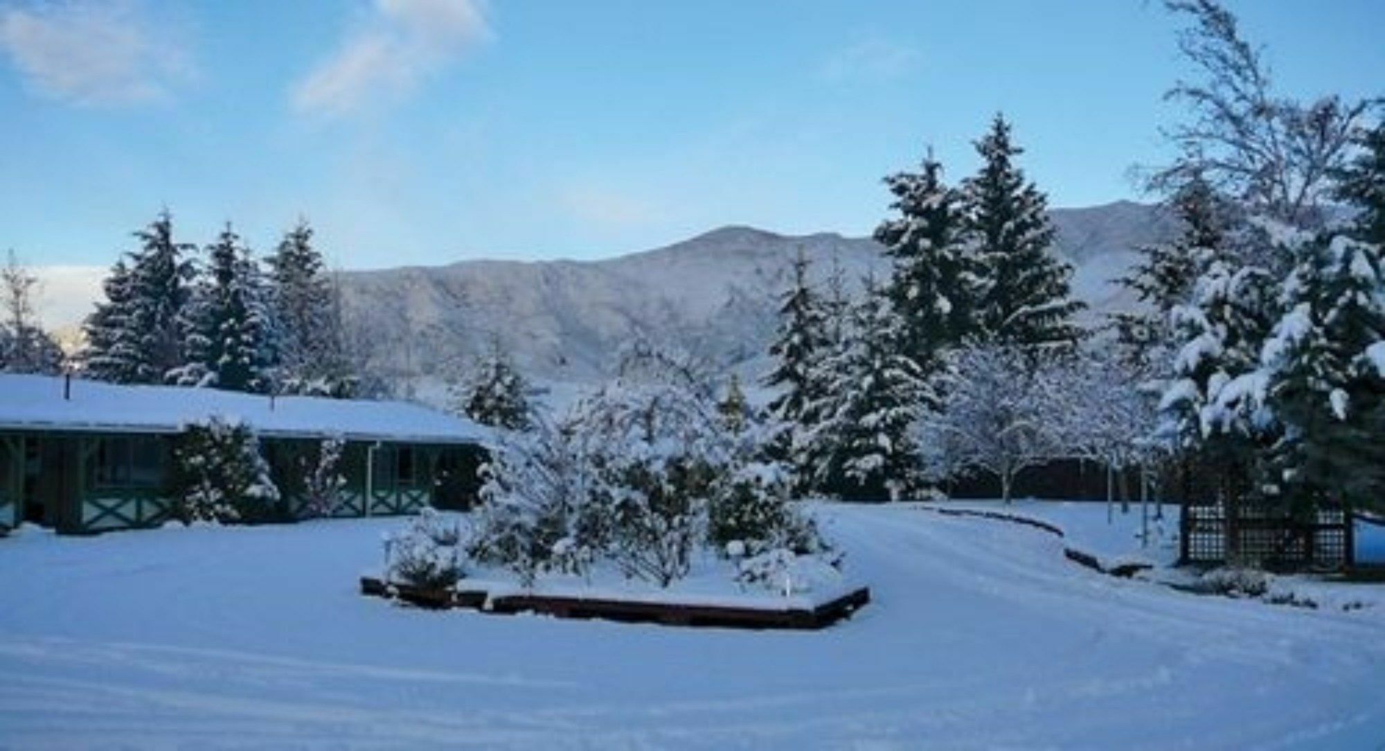 Archway & 4* Wanaka