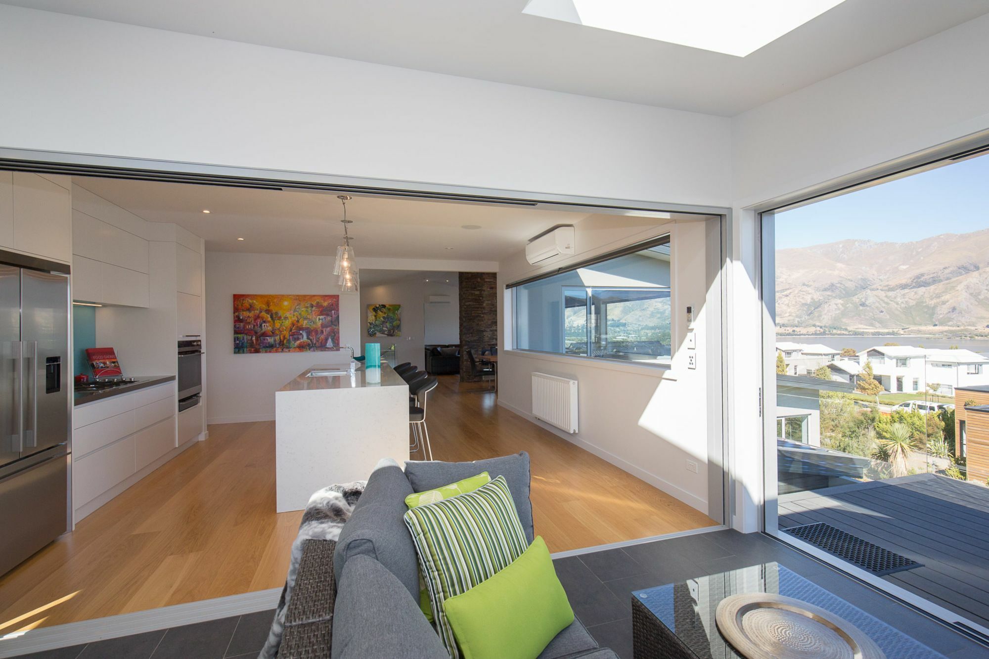 Holiday home Forest Heights - Sleeps 8 - & Mountain Views - Pool & Sauna *