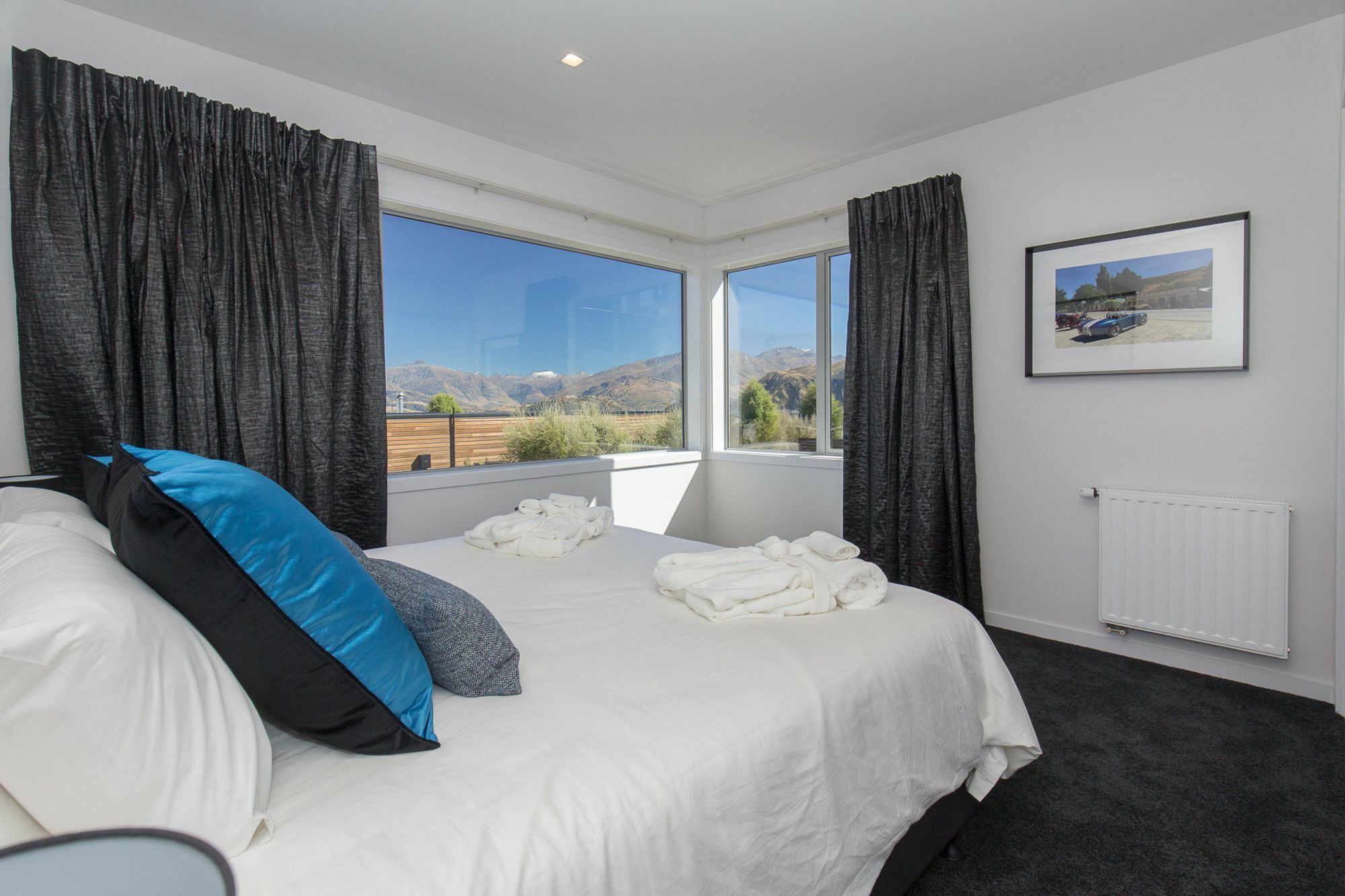 Forest Heights - Sleeps 8 - & Mountain Views - Pool & Sauna Holiday home Wanaka