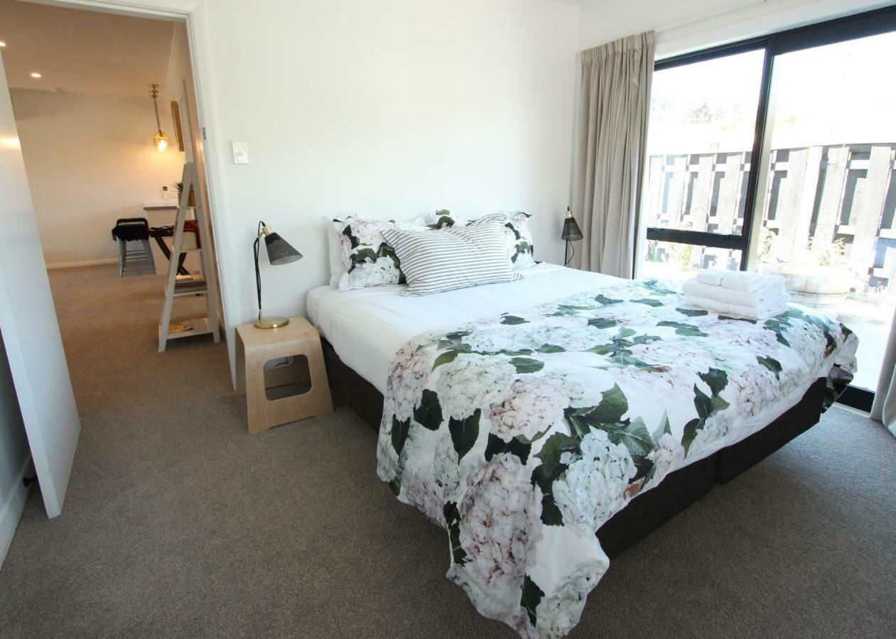 2 - Handsome And Sunkissed On The Doorstep To Wanaka
