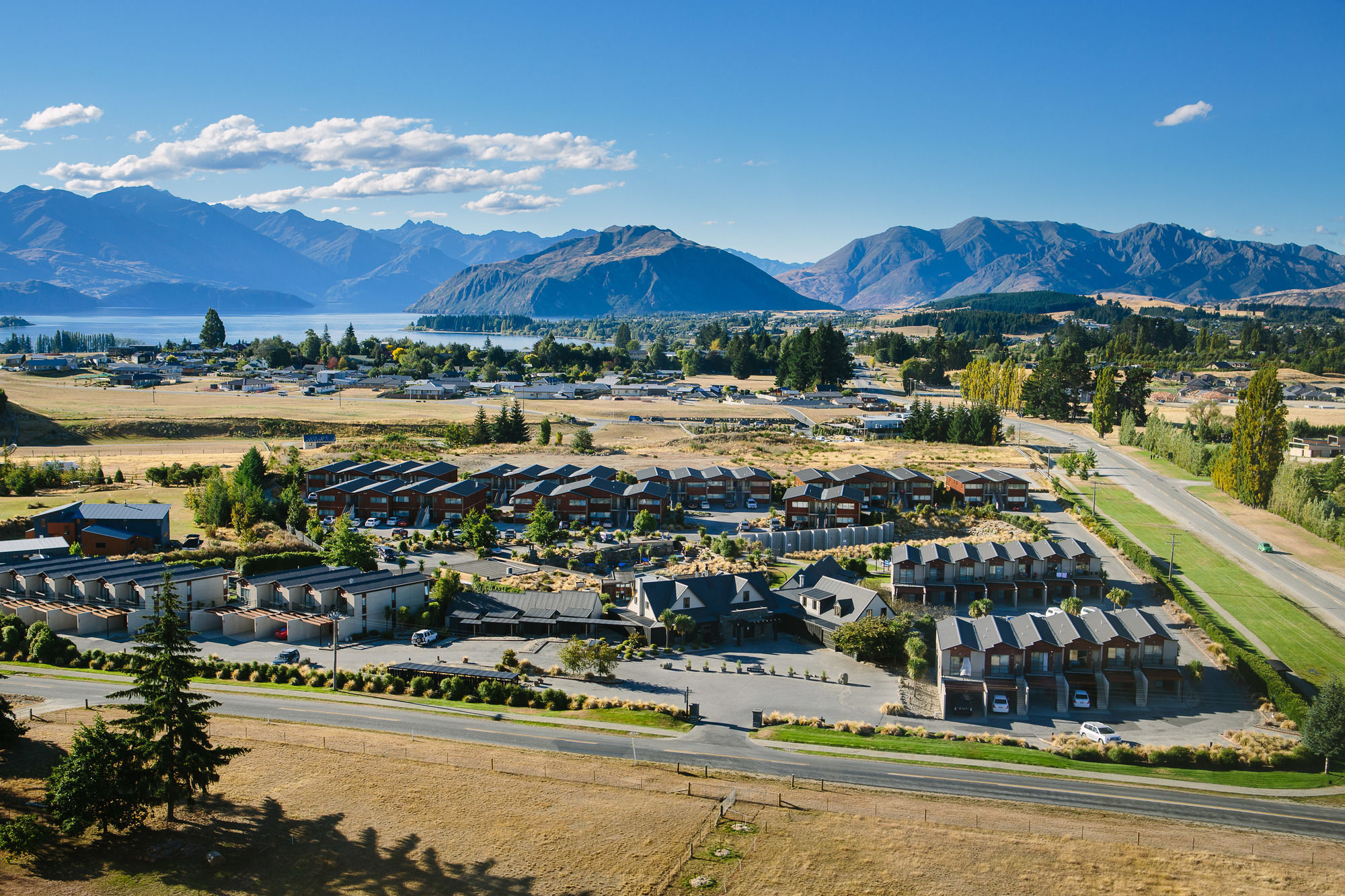 Oakridge Hotel 4*