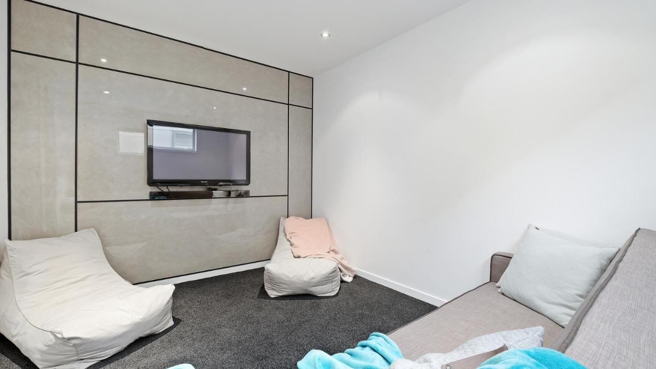 Infinity And Beyond Holiday home