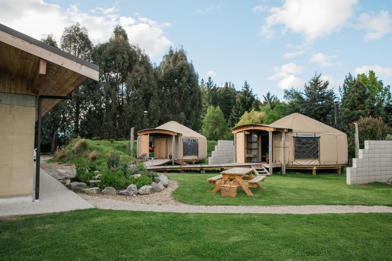 Lodge Oasis Yurt Lodge Wanaka