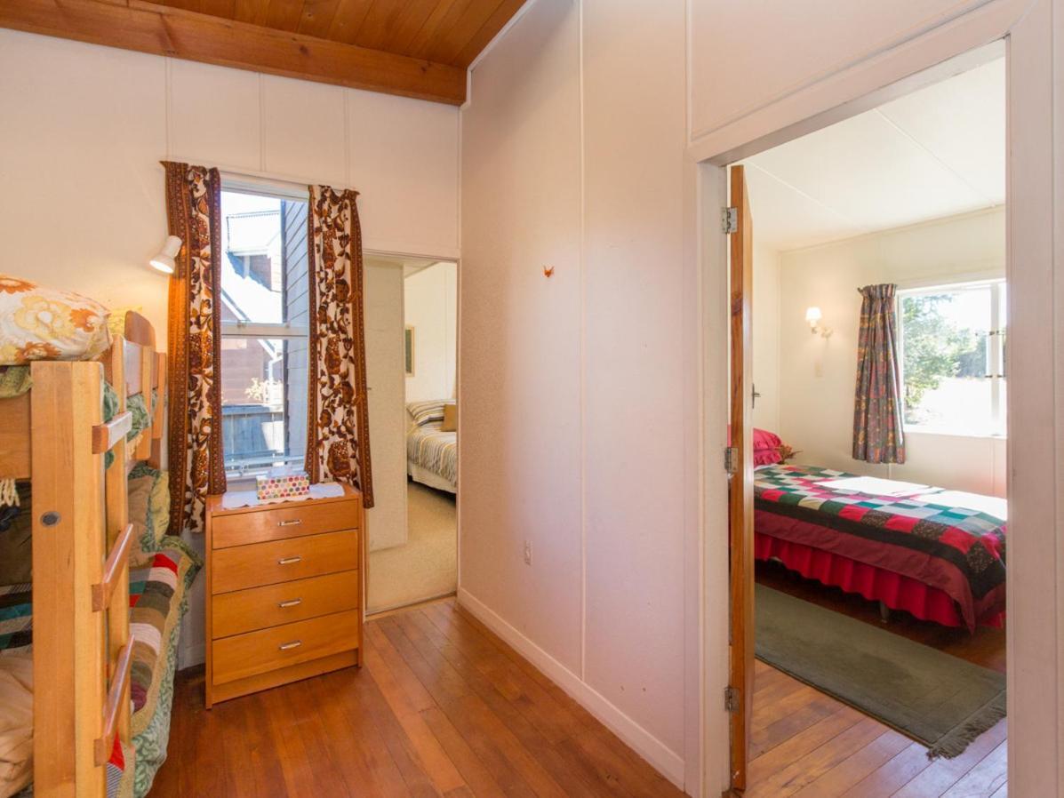 Southern Lakes Sweetie - Town Bach Holiday home *
