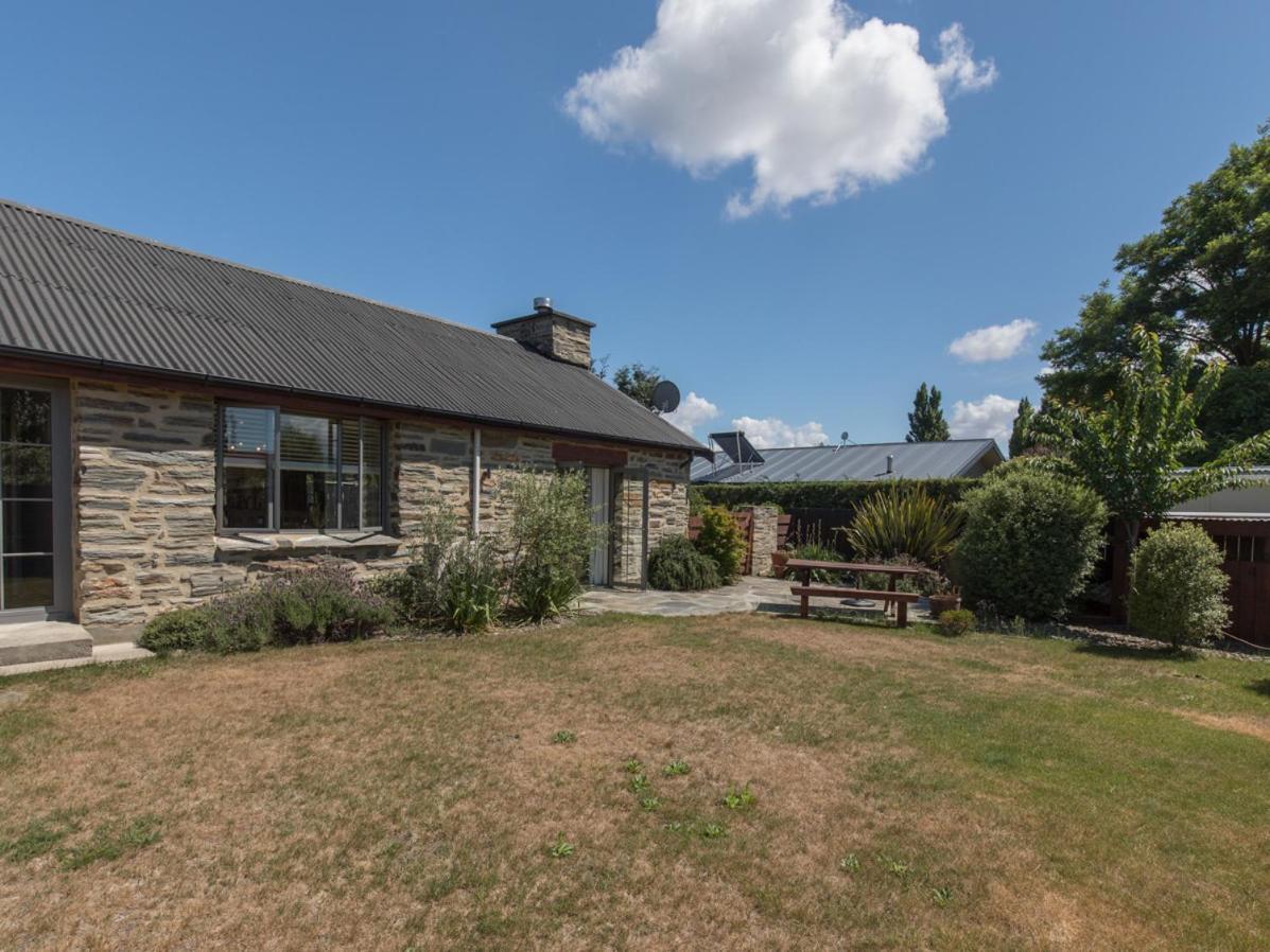 Modern Charm - Town Near Wanaka