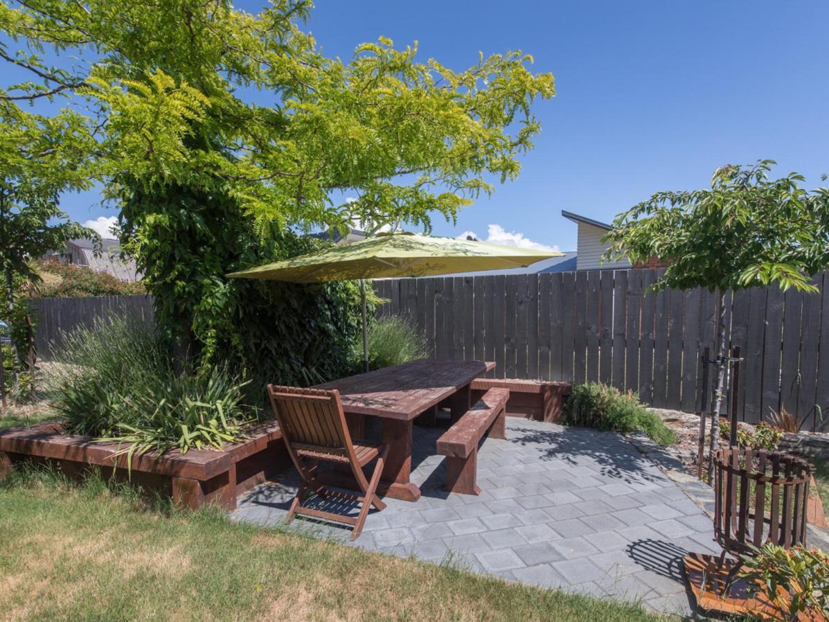 Modern Charm - Town Near Wanaka