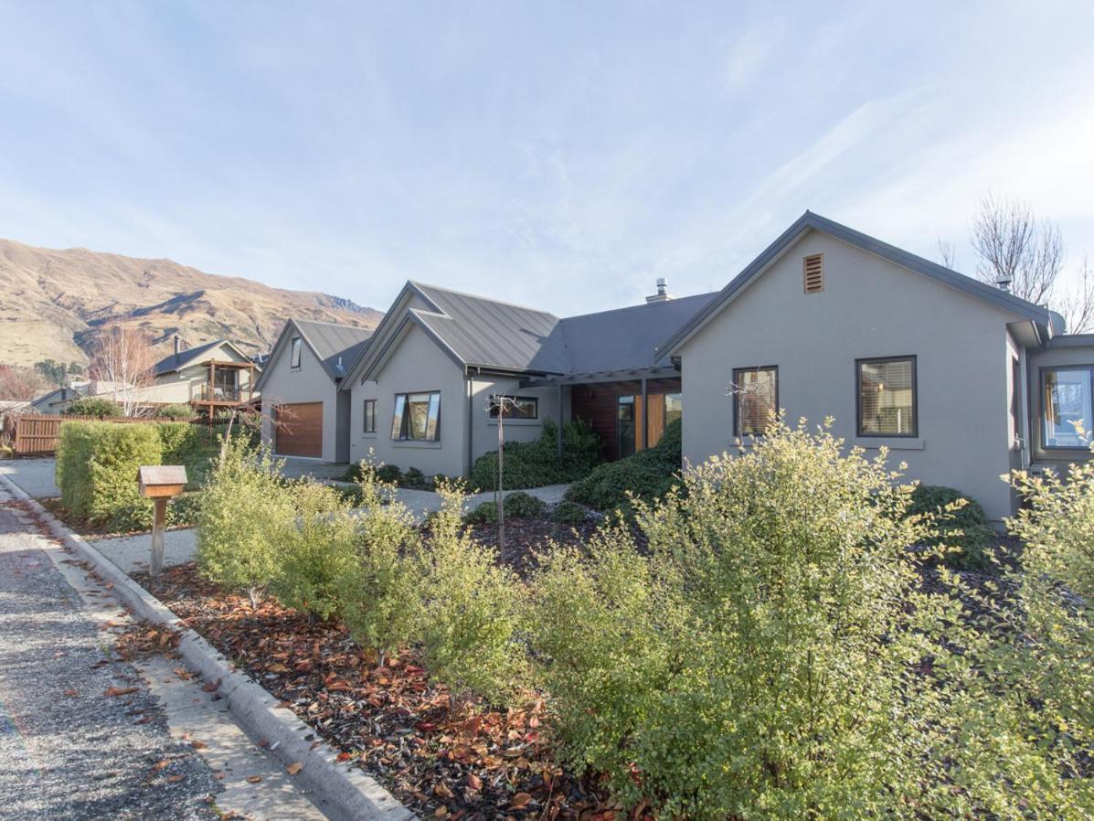 Modern Haven - Holiday home Wanaka