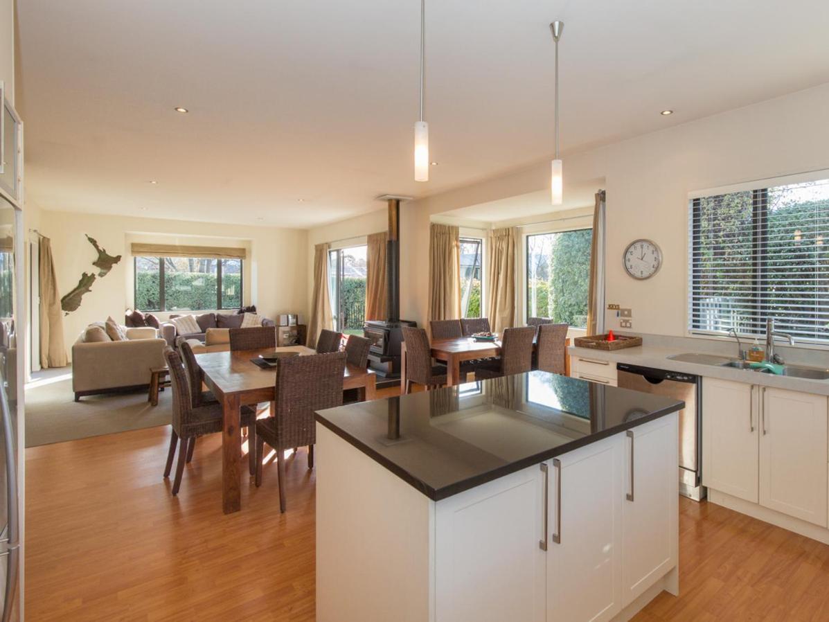 Holiday home Modern Haven - Wanaka