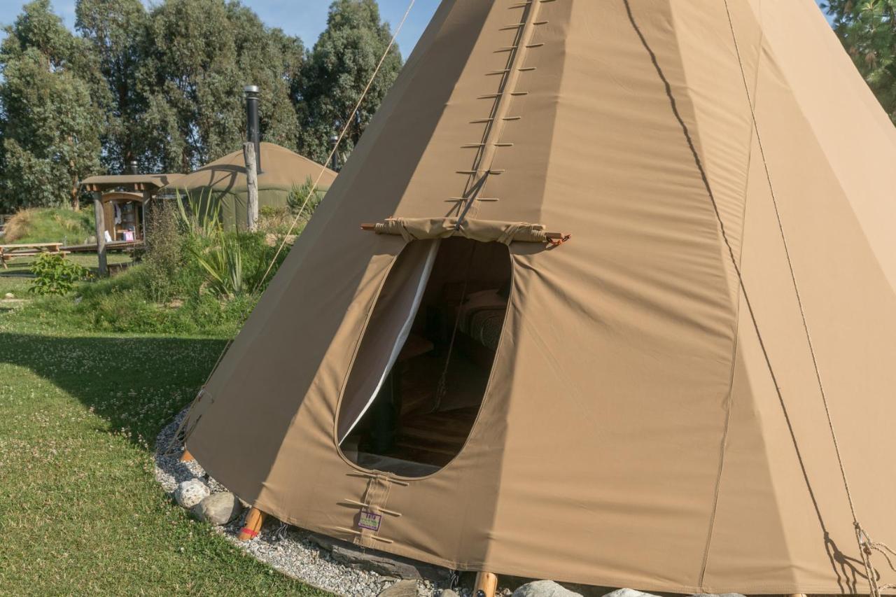 Oasis Yurt Lodge Lodge