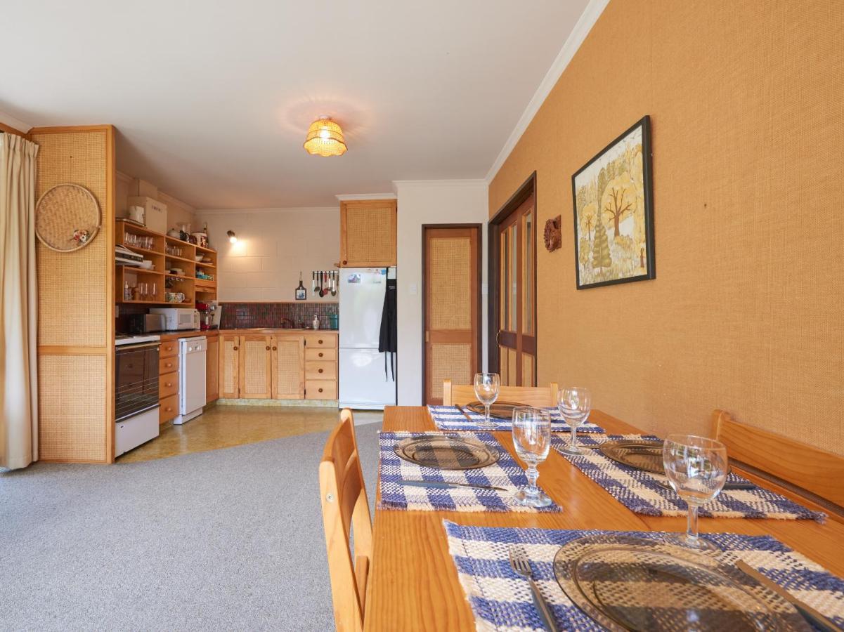 Lakeside Serenity - Holiday home