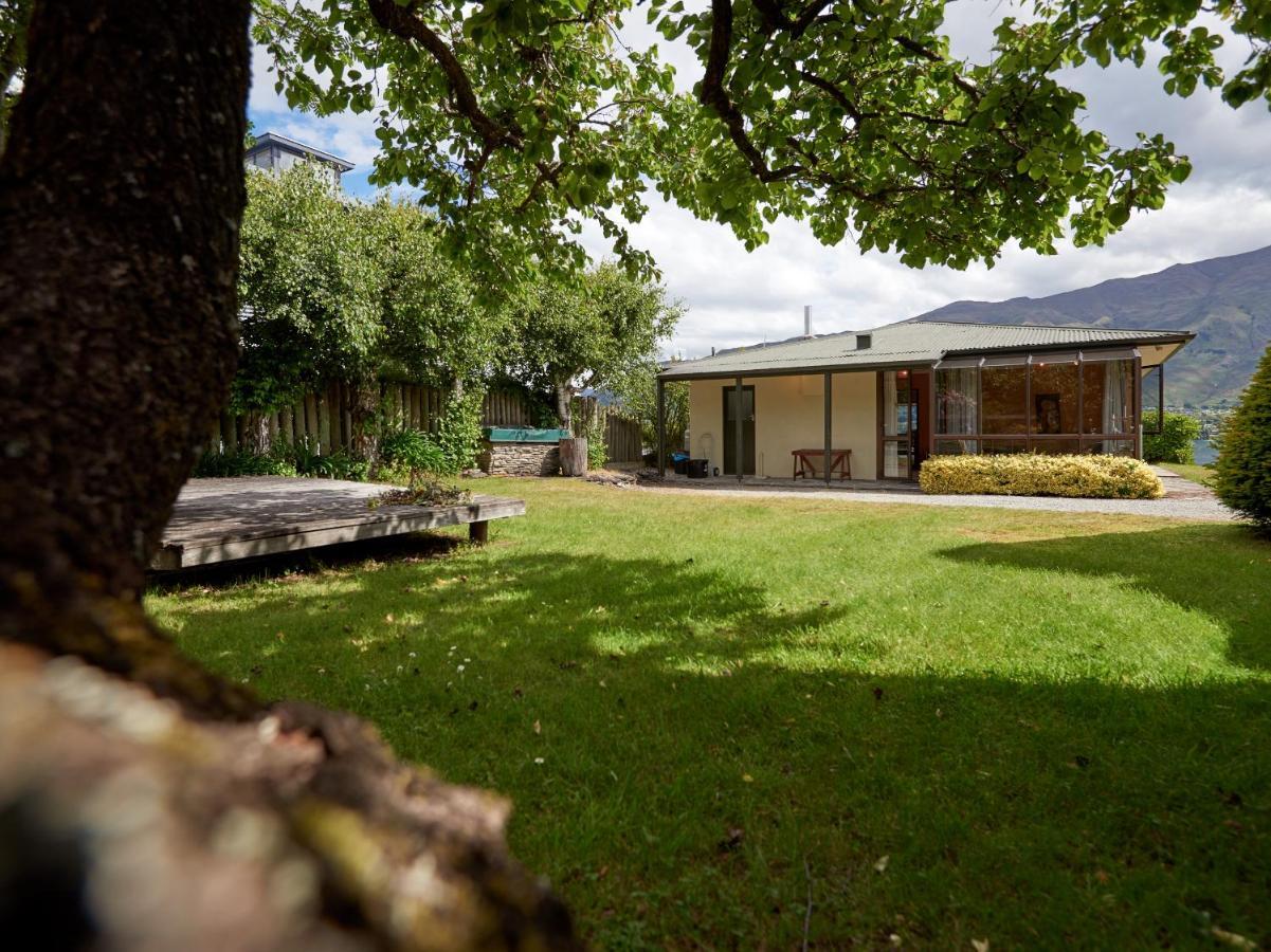 Lakeside Serenity - * Wanaka