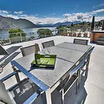 Lakeside Apartments