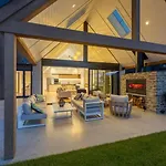 Miharo Wanaka Retreat