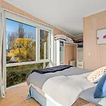 Lagoon Huts - Albert Town Holiday Unit