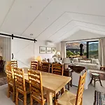 Kirimoko Lodge