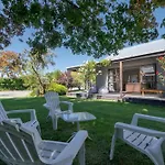 Haven On Heuchan - Wanaka Holiday Home