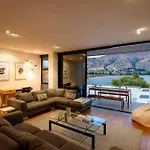 Lakefront View Apartment With Sauna