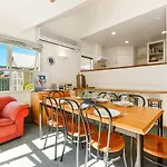 Charming On Cherry - Wanaka Holiday Home