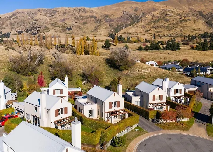 A Home Away From Home In Wanaka