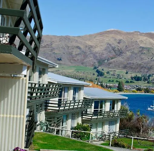 Panorama Court