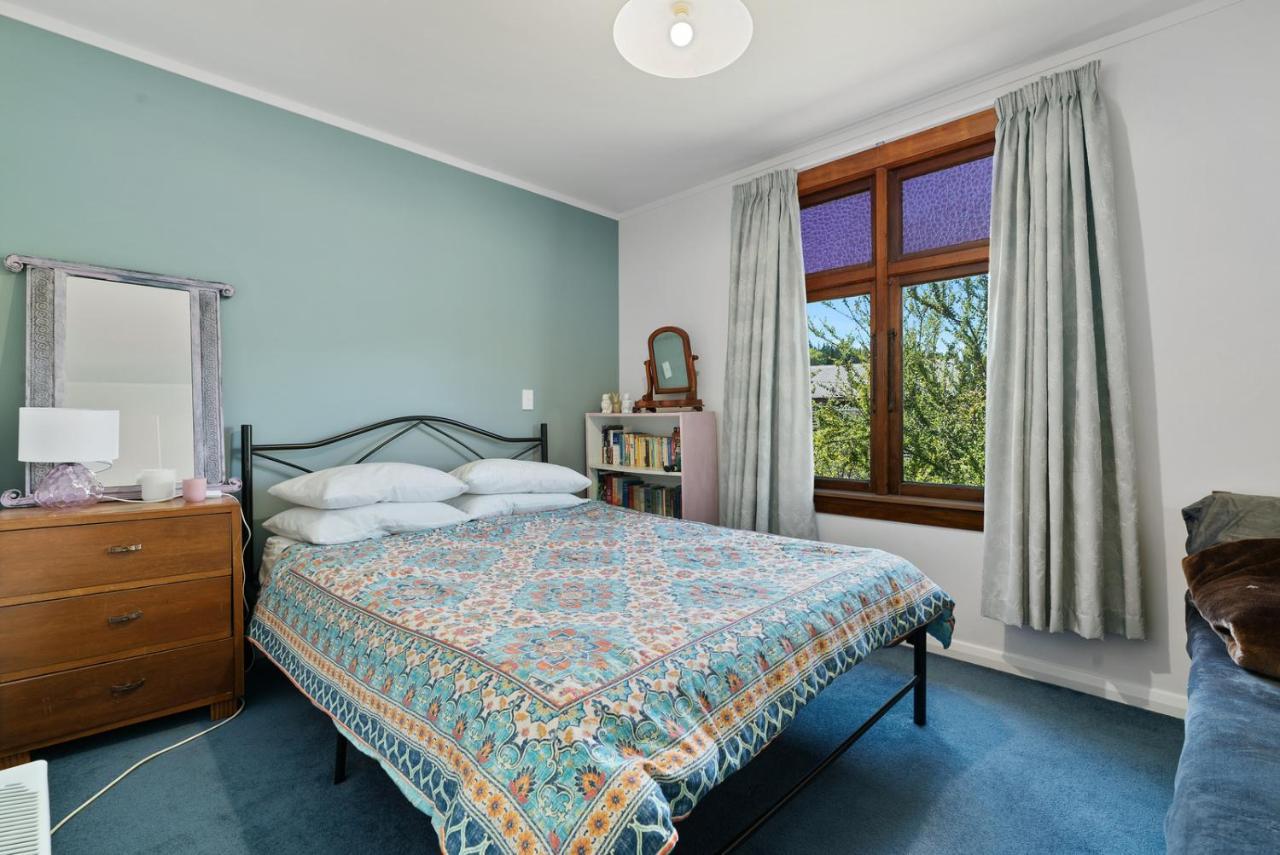 Holiday home The Lakefront Gem -