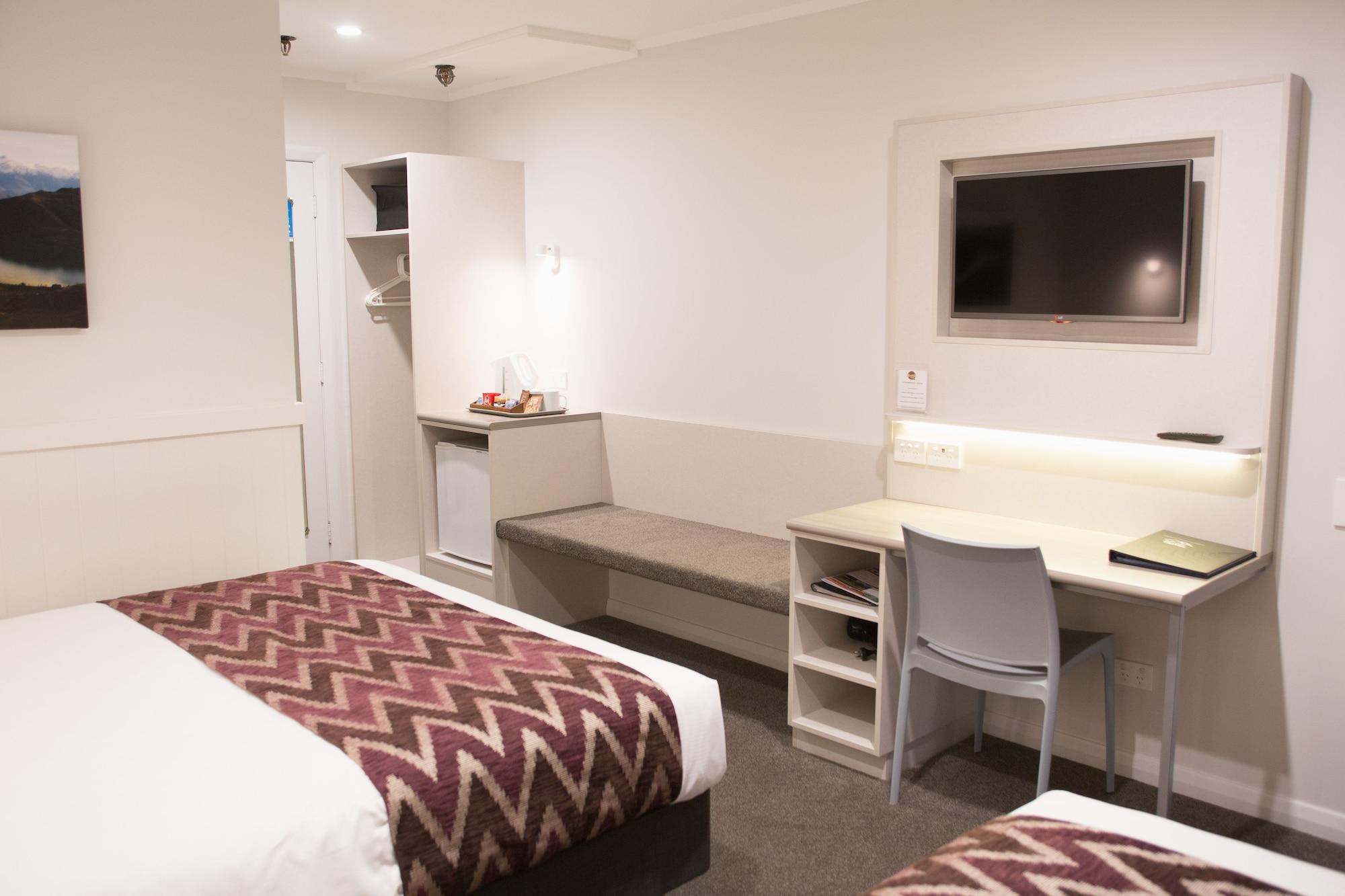 Wanaka Hotel Hotel