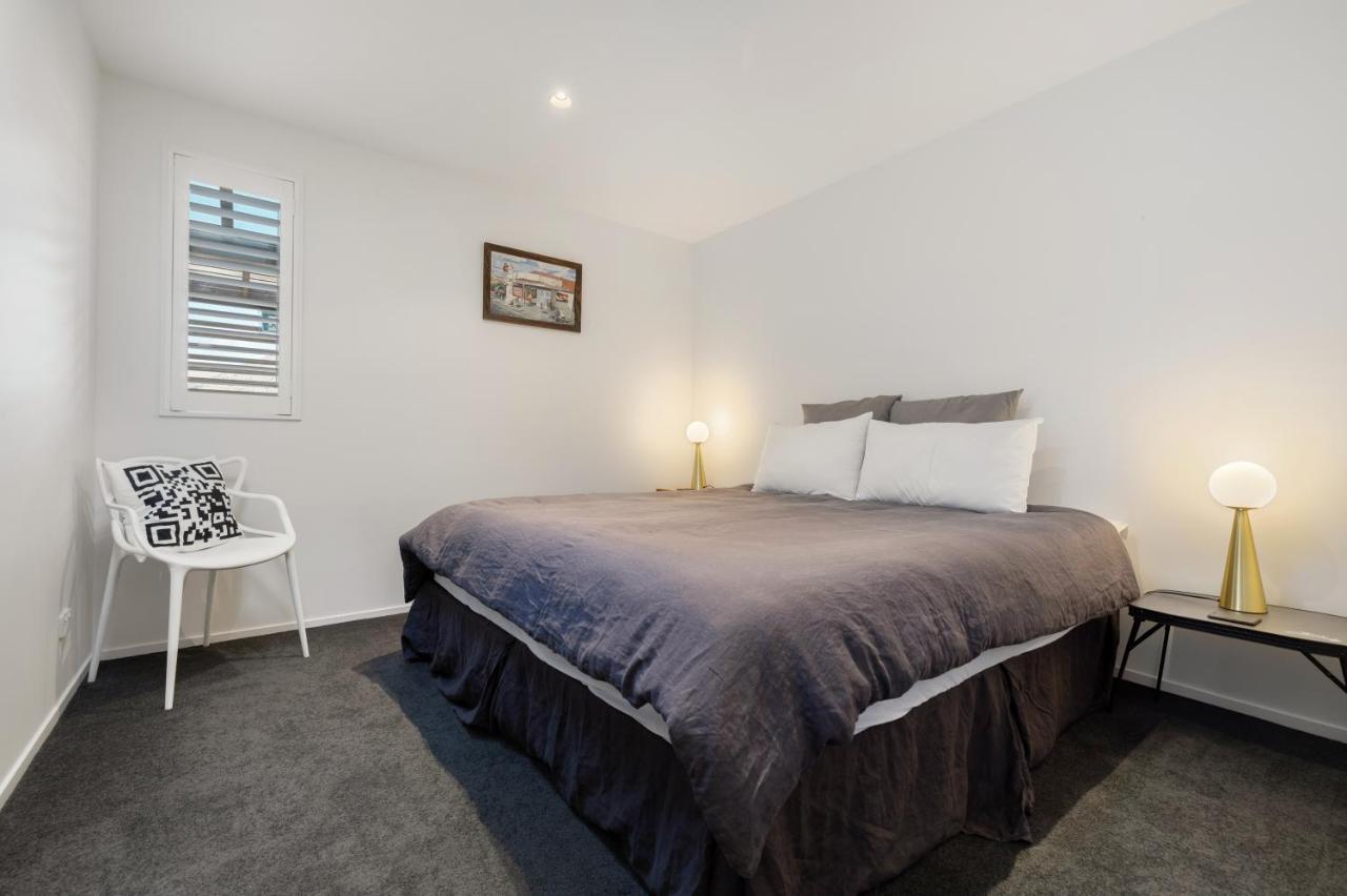 Apartment Ashgrove Lane