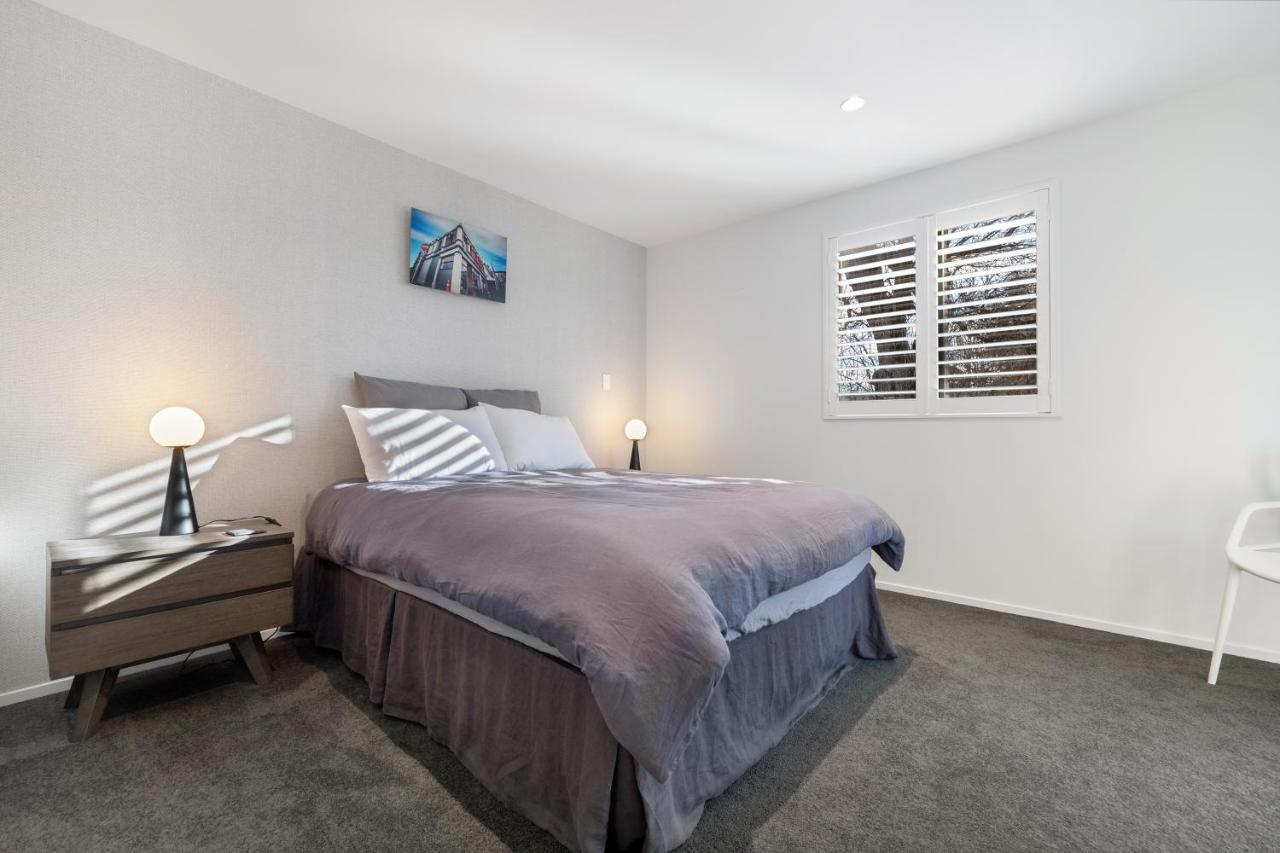 Ashgrove Lane Apartment *